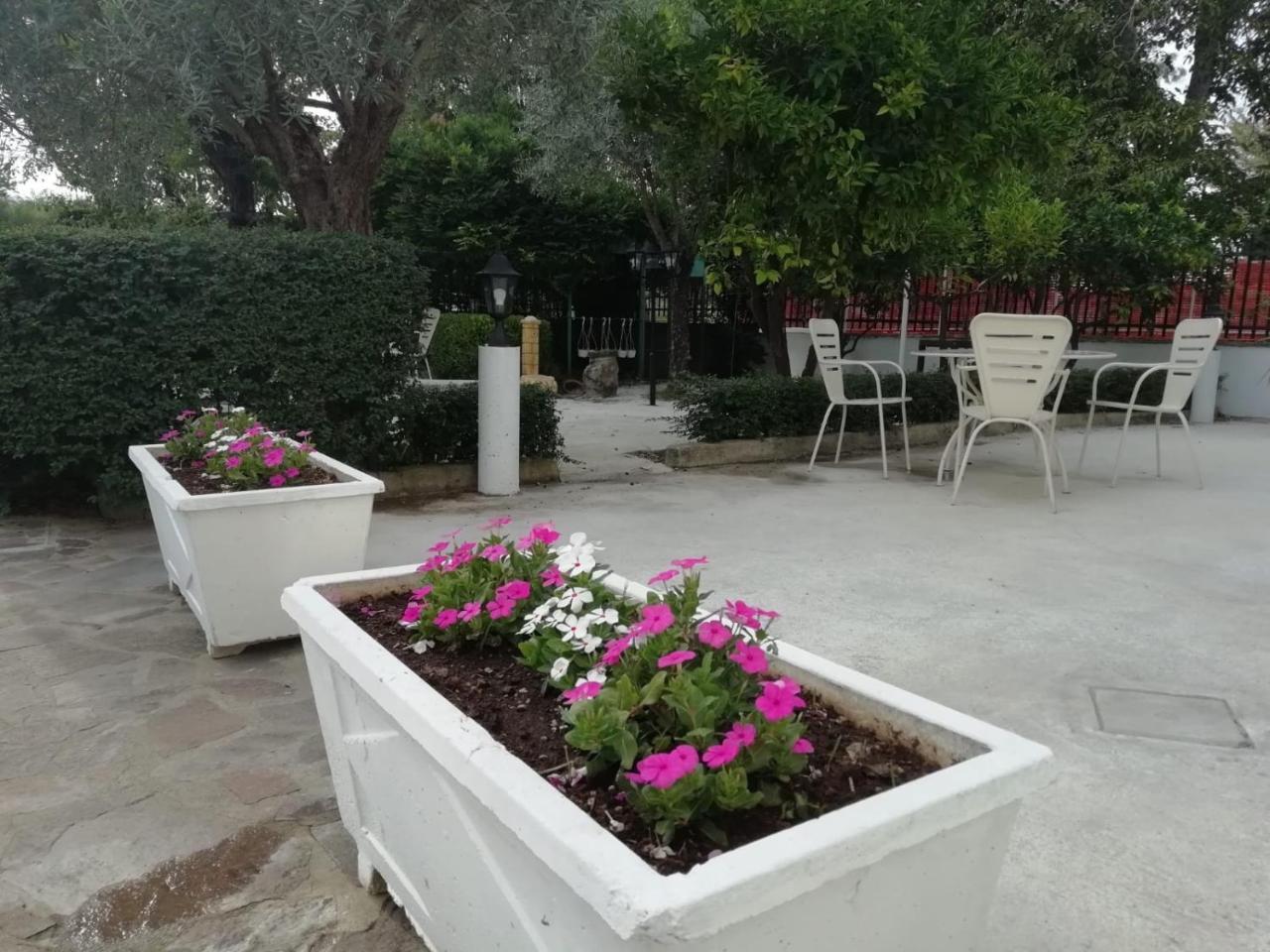 Le Donne Di Giannino Bed & Breakfast Rende Exterior photo